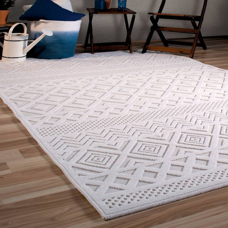 Union Rustic Coulonge Geometric OffWhite Indoor / Outdoor Rug